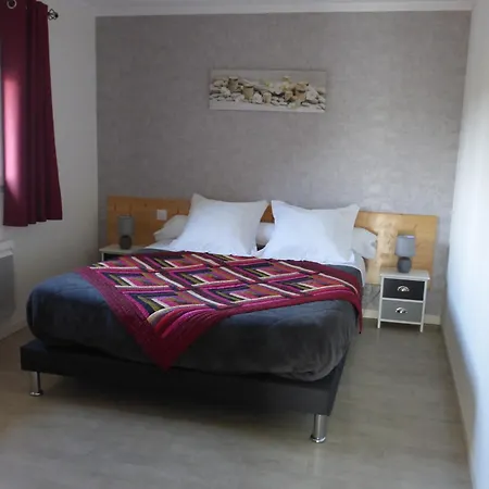 D'hotes Le Cerisier Bed & Breakfast