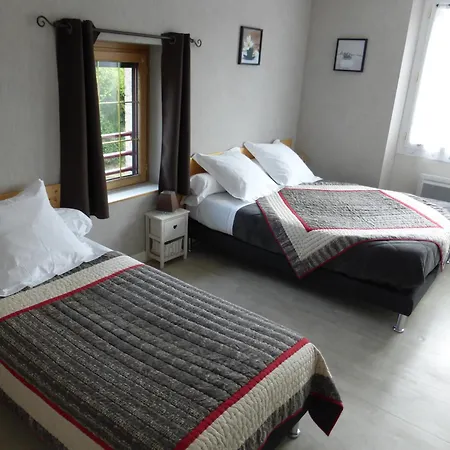 D'hotes Le Cerisier Bed & Breakfast Chambretaud